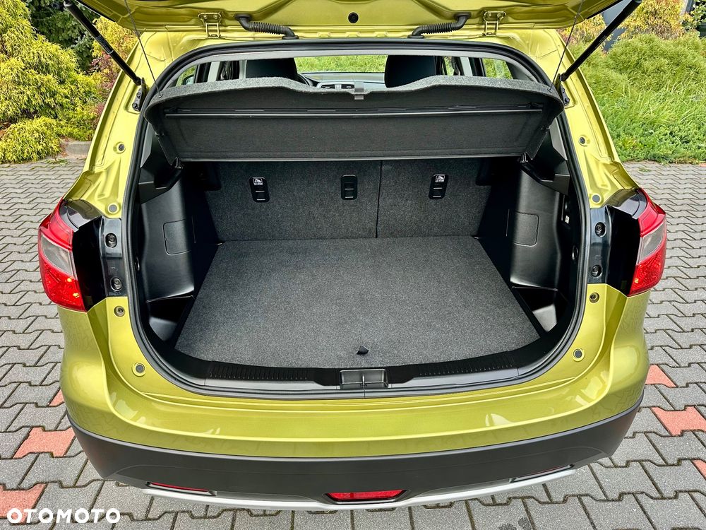 Suzuki SX4 S-Cross 1.6 VVT CVT 4x2 Comfort+ - 24
