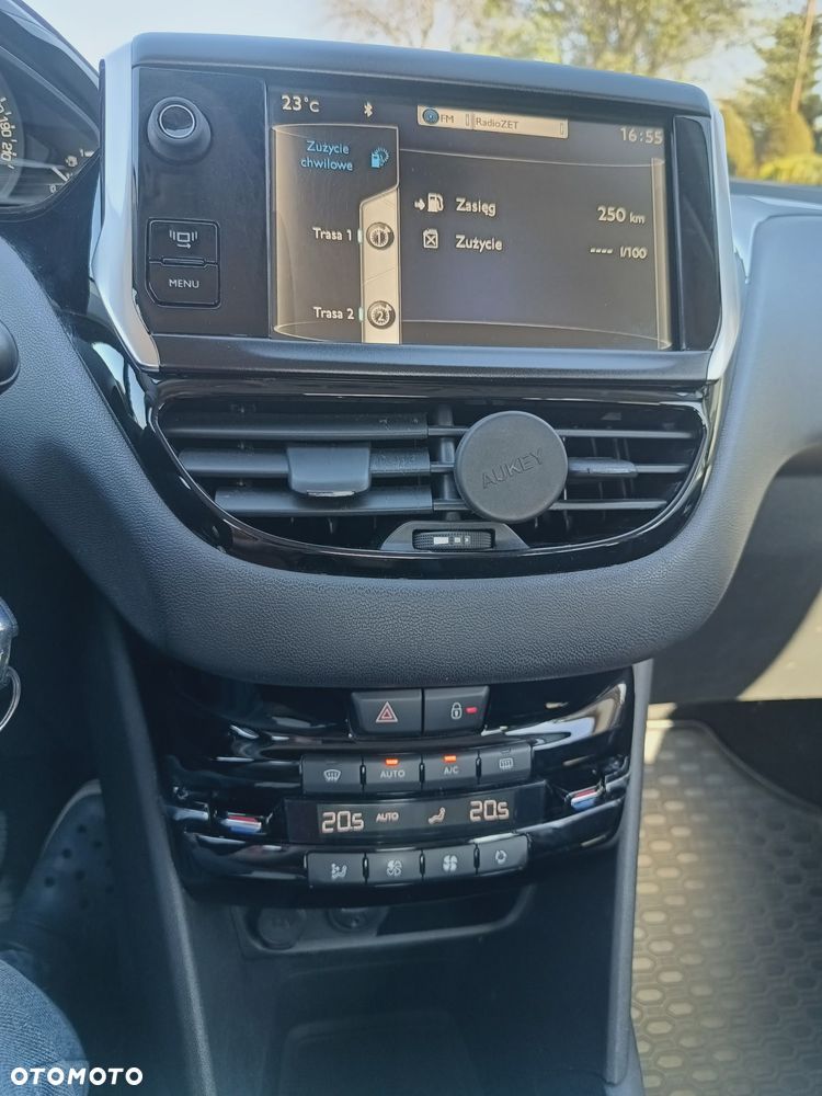 Peugeot 208 PureTech 82 Allure - 4