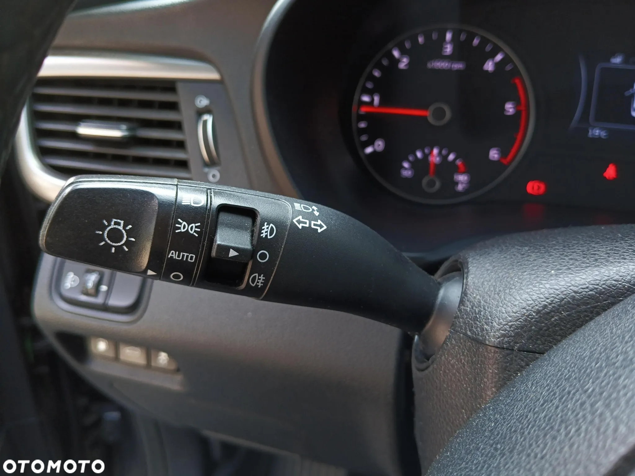 Kia Optima 1.7 CRDI M - 22