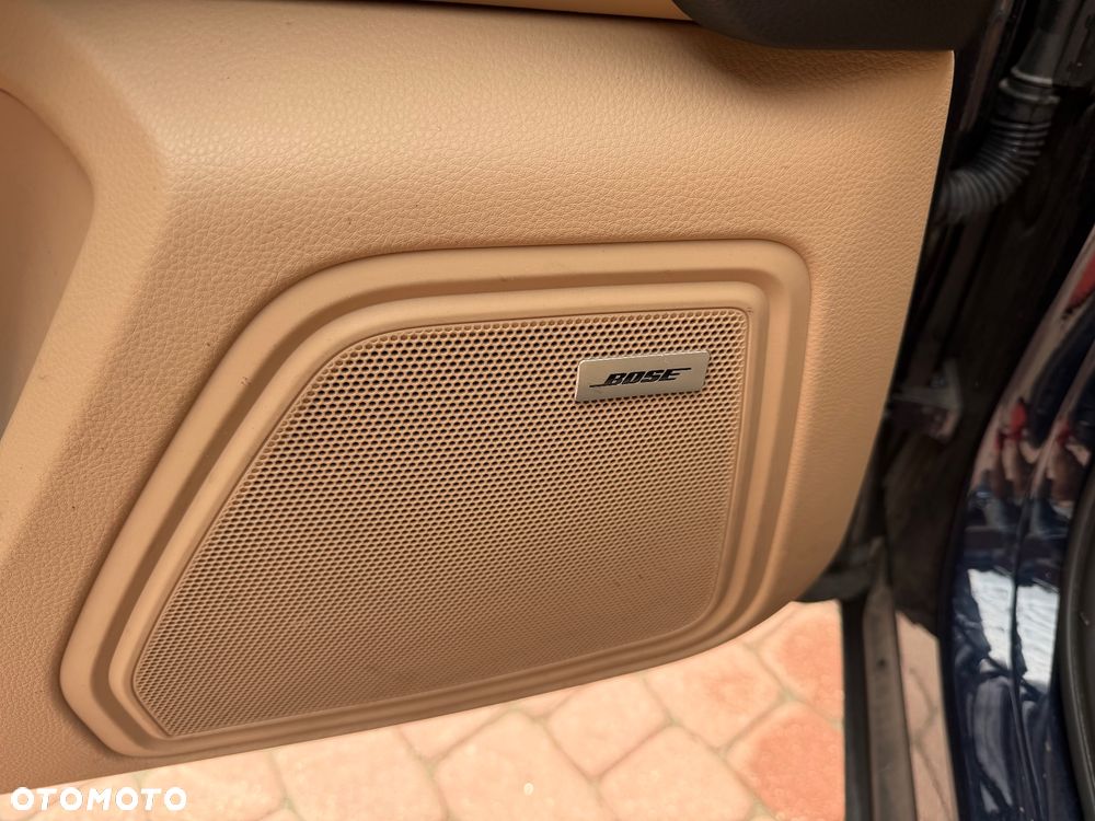Porsche Macan - 29
