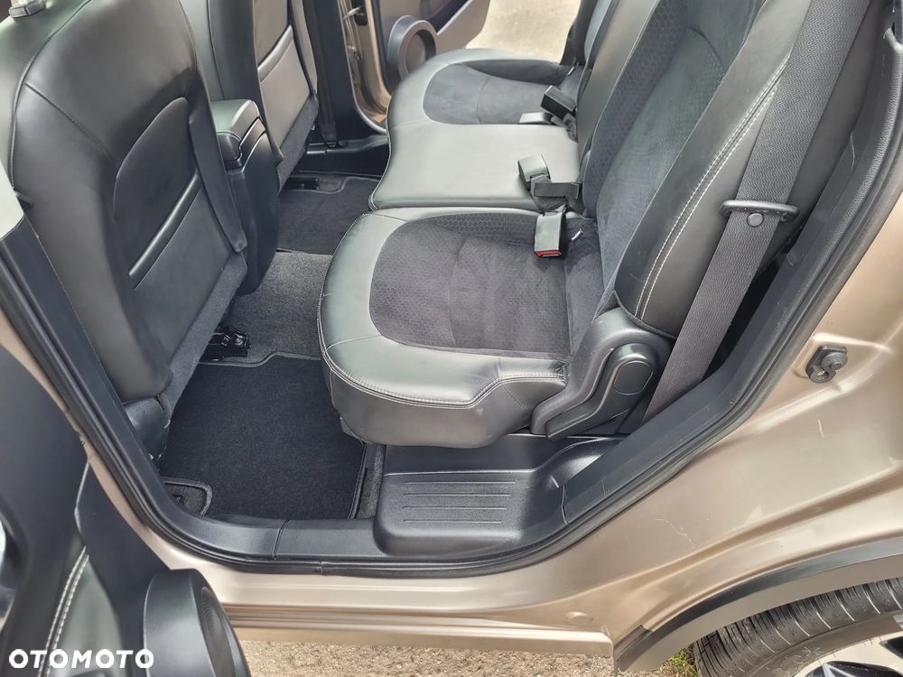Nissan Qashqai+2 2.0 I-Way - 21