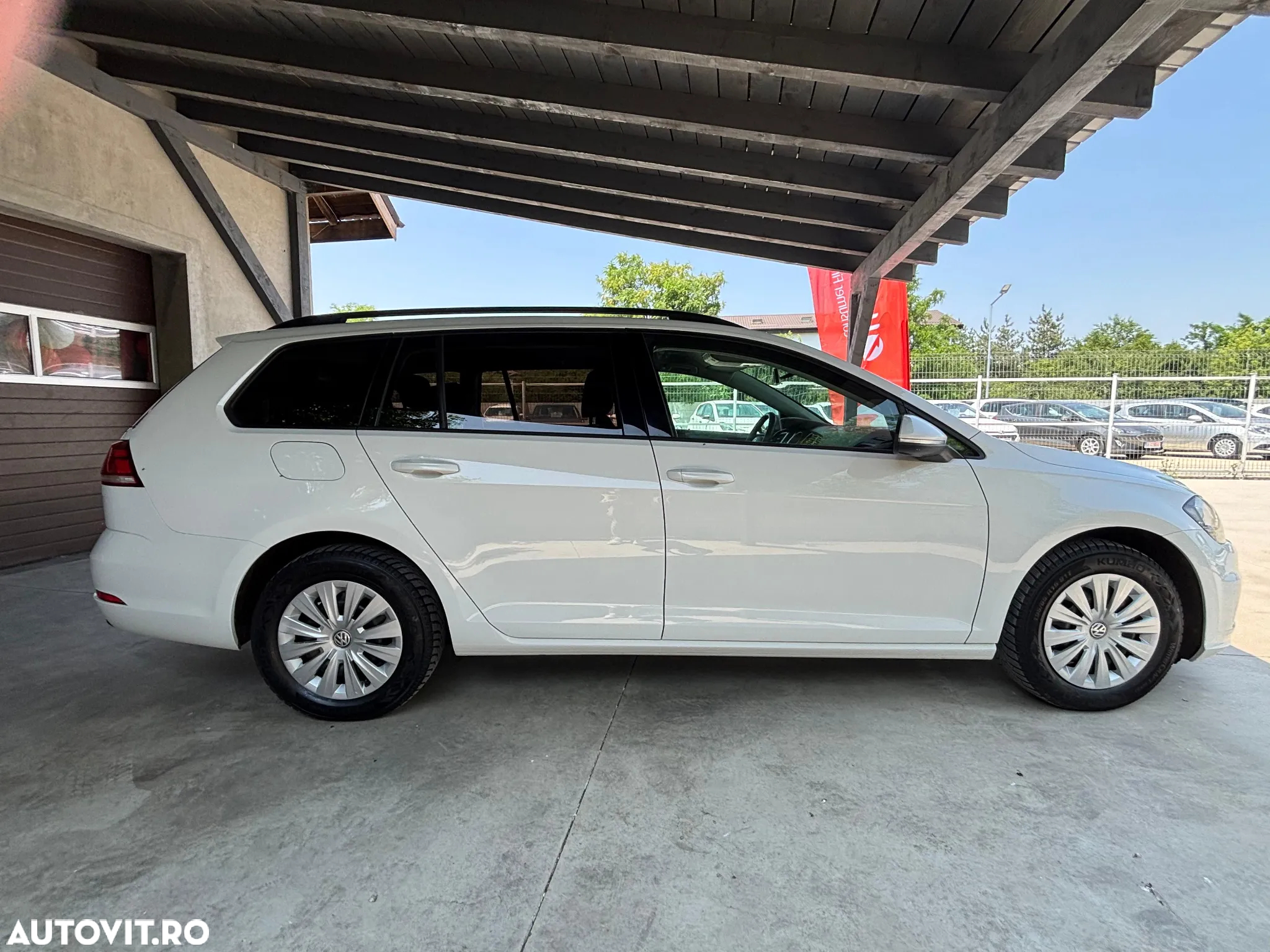 Volkswagen Golf 1.0 TSI Comfortline - 9