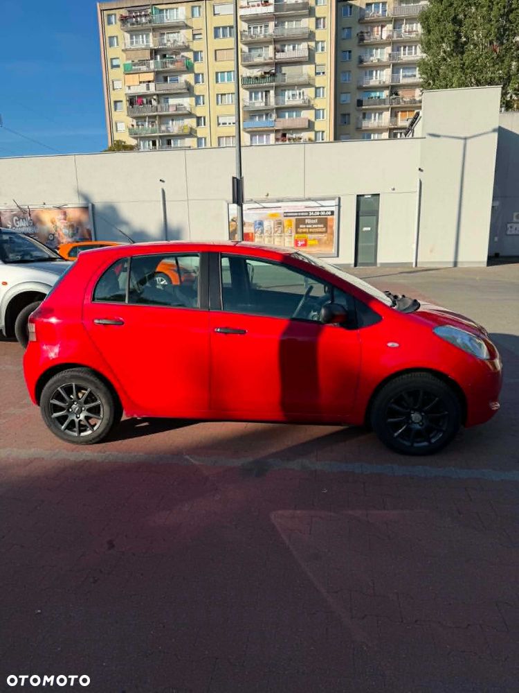 Toyota Yaris - 2