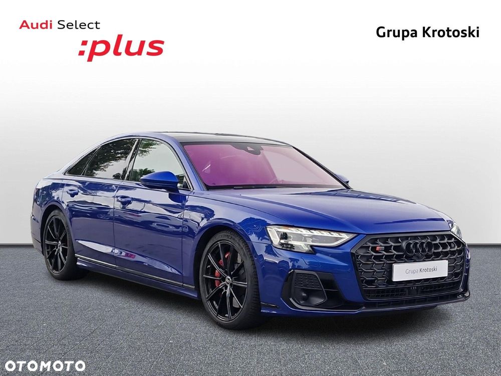 Audi S8 - 8