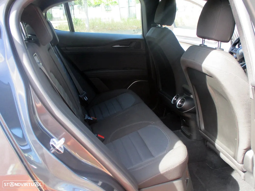 Alfa Romeo Stelvio 2.2 D Super AT8 - 39