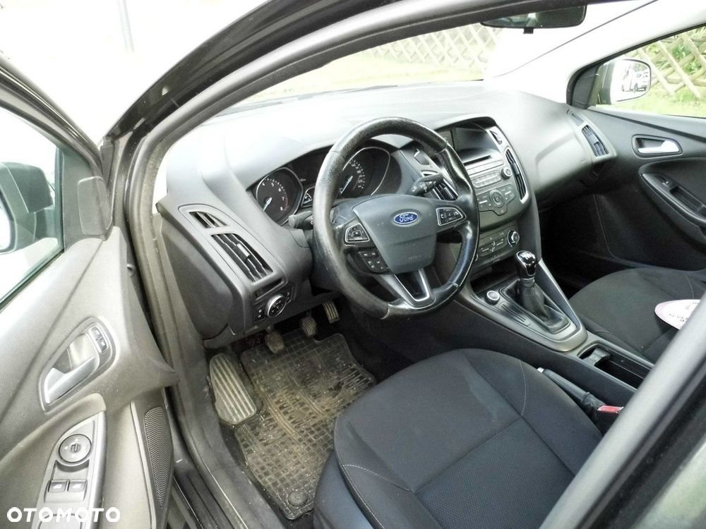 Ford Focus - 9