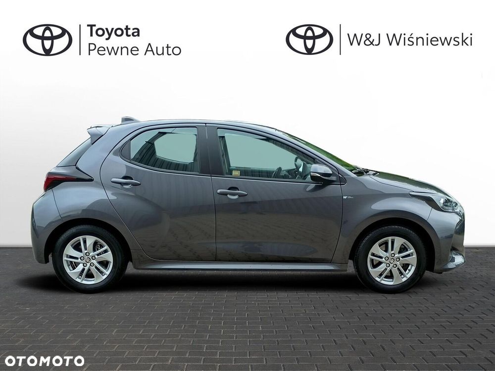 Toyota Yaris - 4