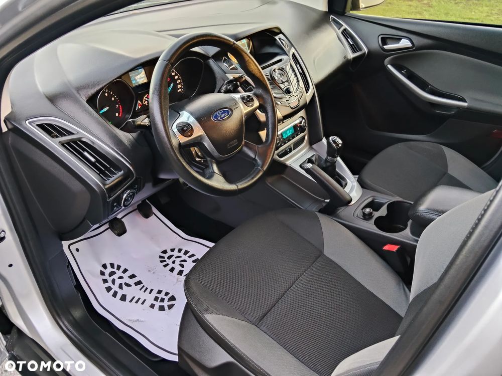 Ford Focus - 15