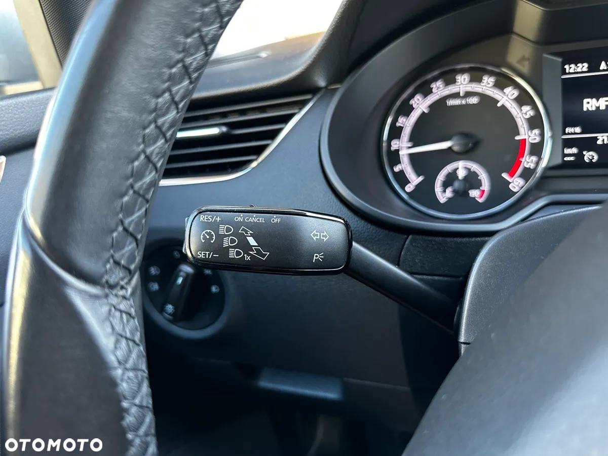 Skoda Octavia 2.0 TDI SCR Style DSG - 33