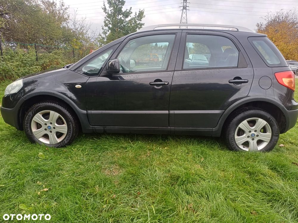 Fiat Sedici 1.6 16V 4x4 Luxury - 1