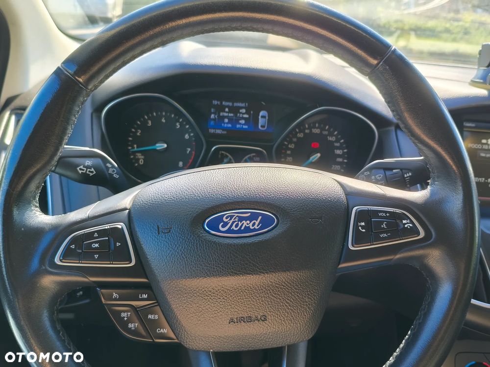 Ford Focus 1.0 EcoBoost Gold X (Trend) - 10