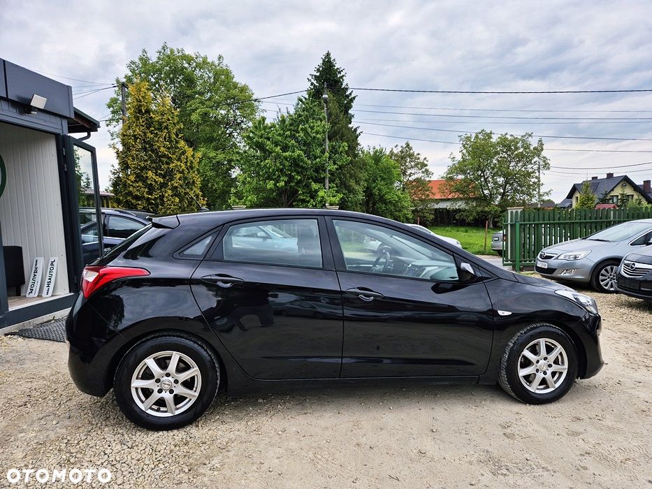Hyundai i30 1.4 Advantage - 12