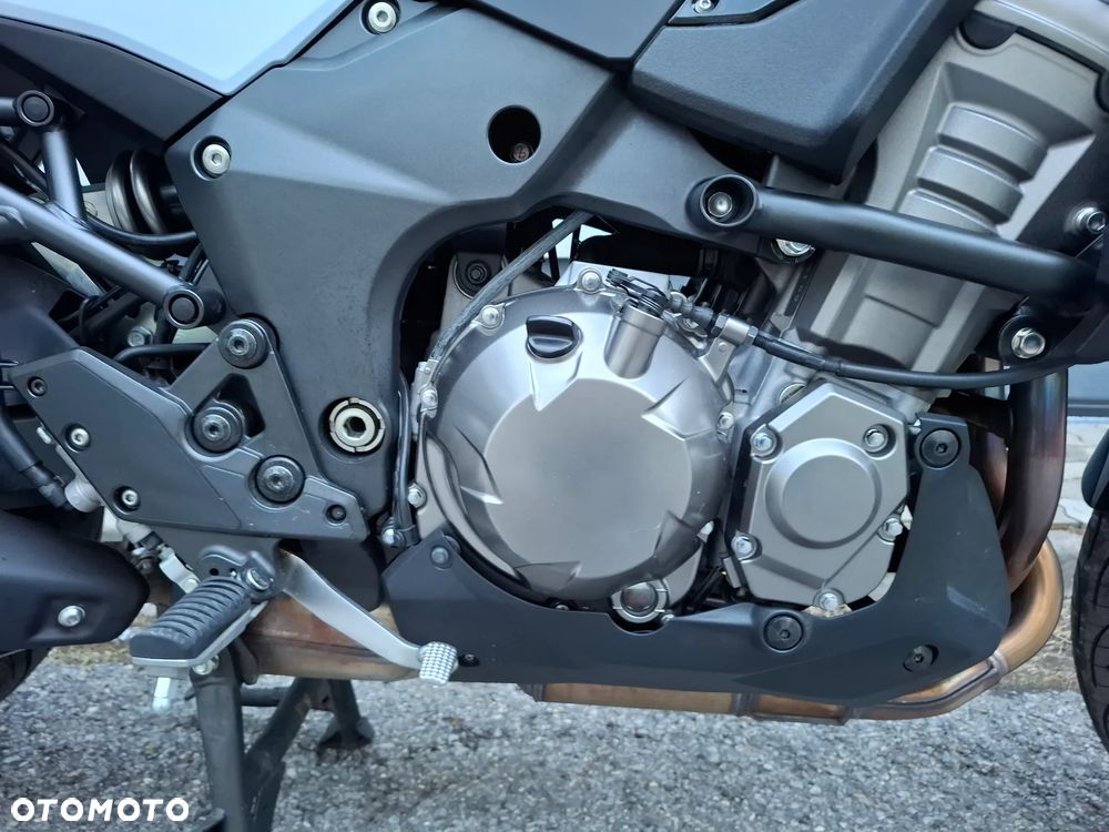 Kawasaki Versys 1000 - 25