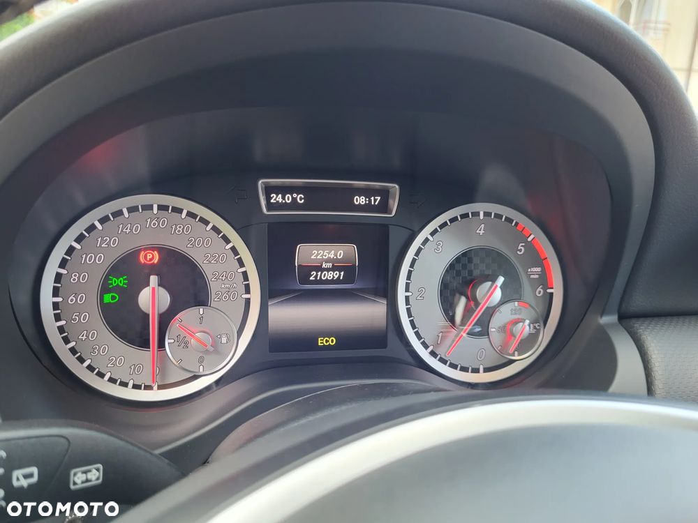 Mercedes-Benz Klasa A 200 CDI (BlueEFFICIENCY) Urban - 12