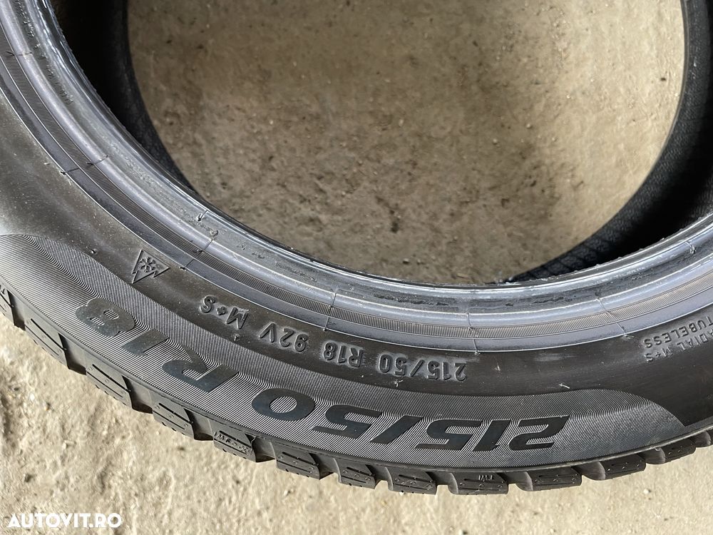 215/50R18 Pirelli SOTTOZERO 3 - 5
