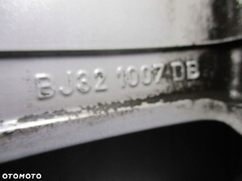 Koła felgi Opony Range Rover Evoque R19 5mm - 13