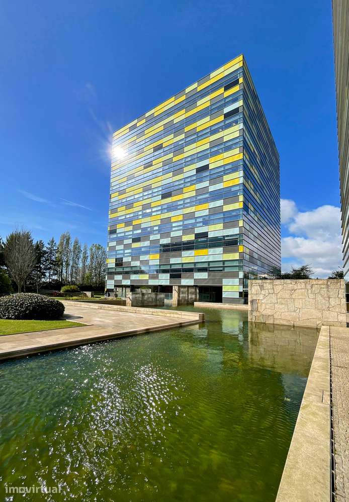 Escritório privado para 4 pessoas – Regus, Arrabida Vila Nova de Gaia - Grande imagem: 3/10