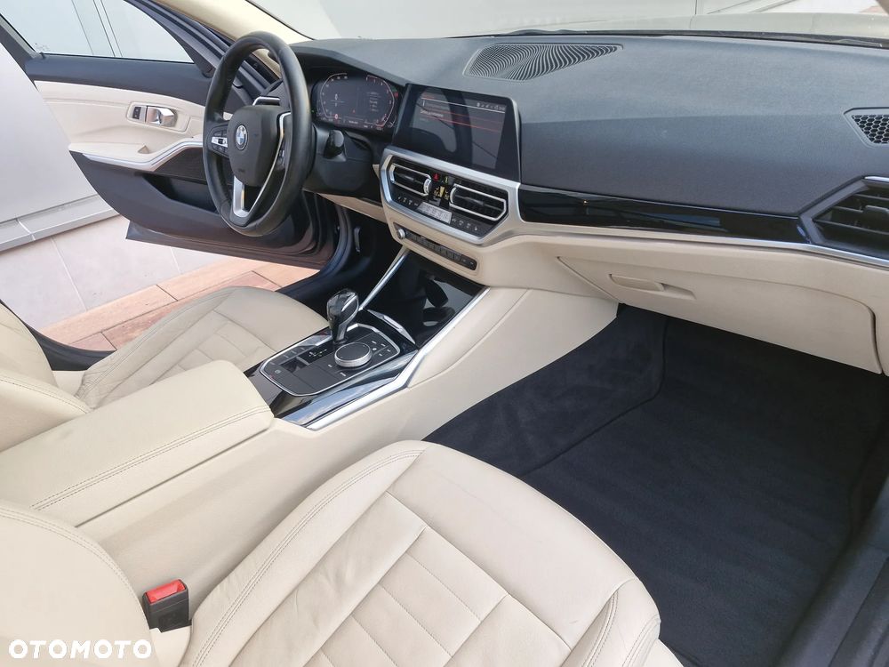 BMW Seria 3 320d Edition M Sport Shadow - 20