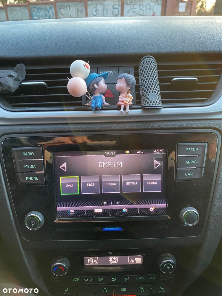 Skoda RAPID Spb 1.0 TSI Ambition - 4