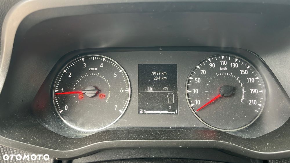 Renault Trafic - 11