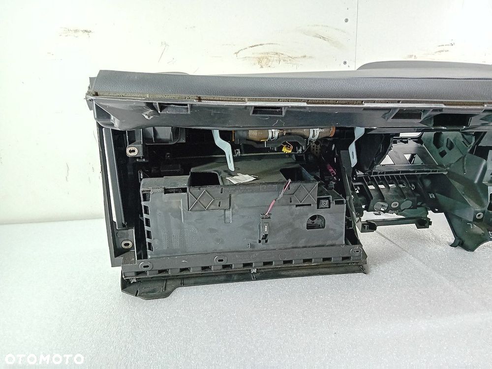 DESKA ROZDZIELCZA,KONSOLA PODUSZKI SENSOR PASY VW GOLF VI - 4