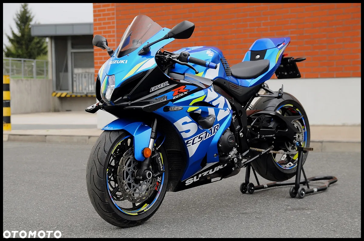 Suzuki GSX-R - 2