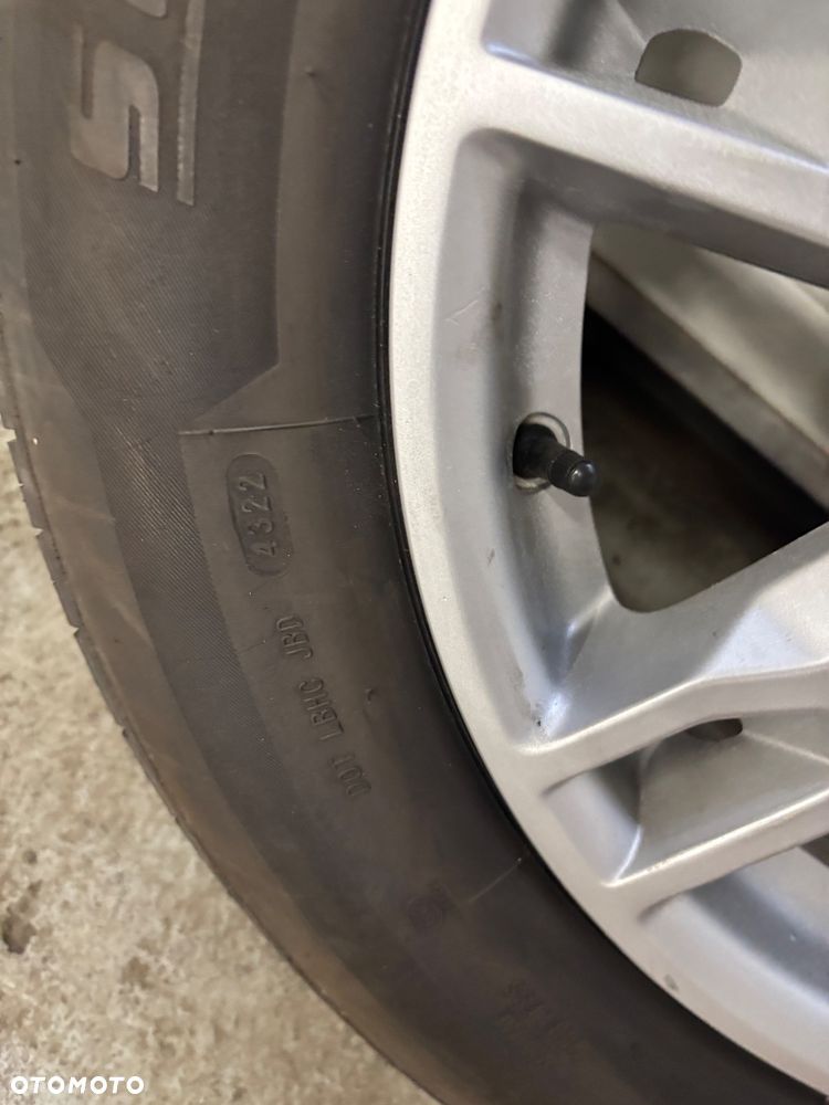 Alufelgi z Oponami Range Rover 5x108 8Jx18 ET45 235/60/18 Letnie 22r - 14