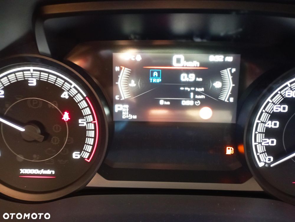 Isuzu D-Max 1.9 DC LS - 12