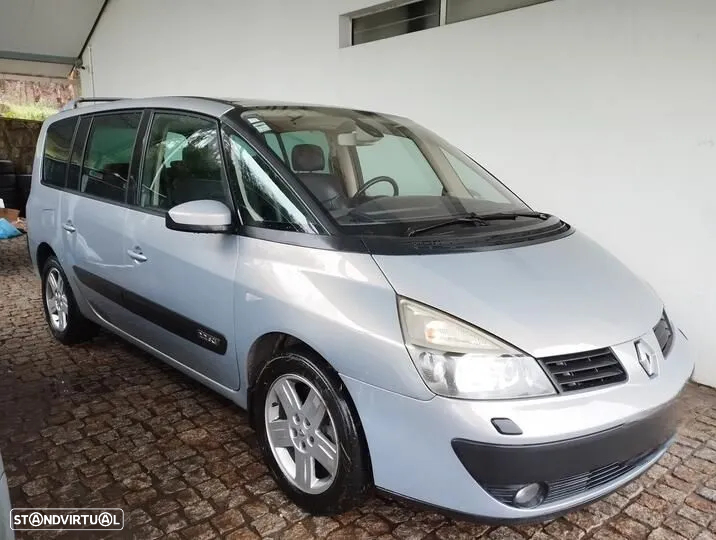 Renault Espace 2.2 dCi Initiale 6L - 2