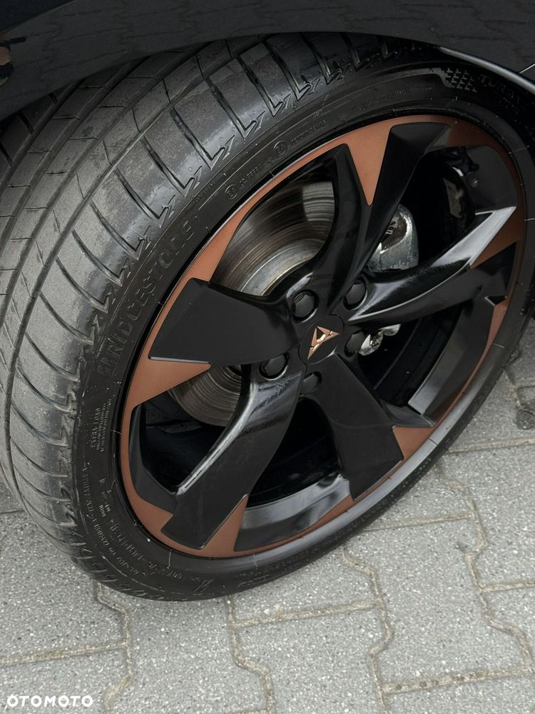Cupra Leon 1.5 eTSI mHEV DSG - 8