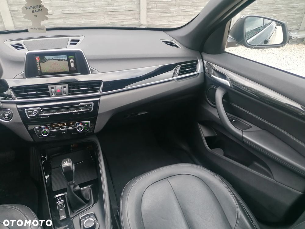 BMW X1 xDrive25i GPF xLine - 14