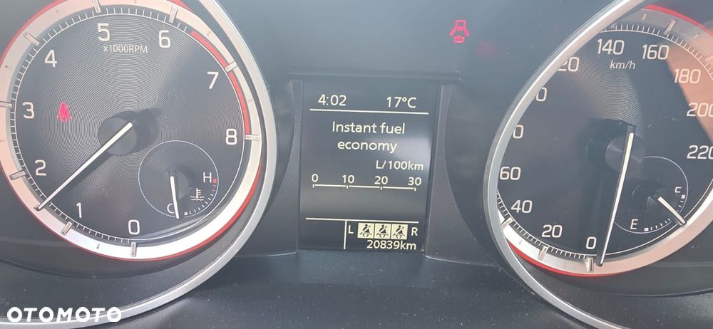 Suzuki Swift 1.2 Dualjet Hybrid Comfort - 13