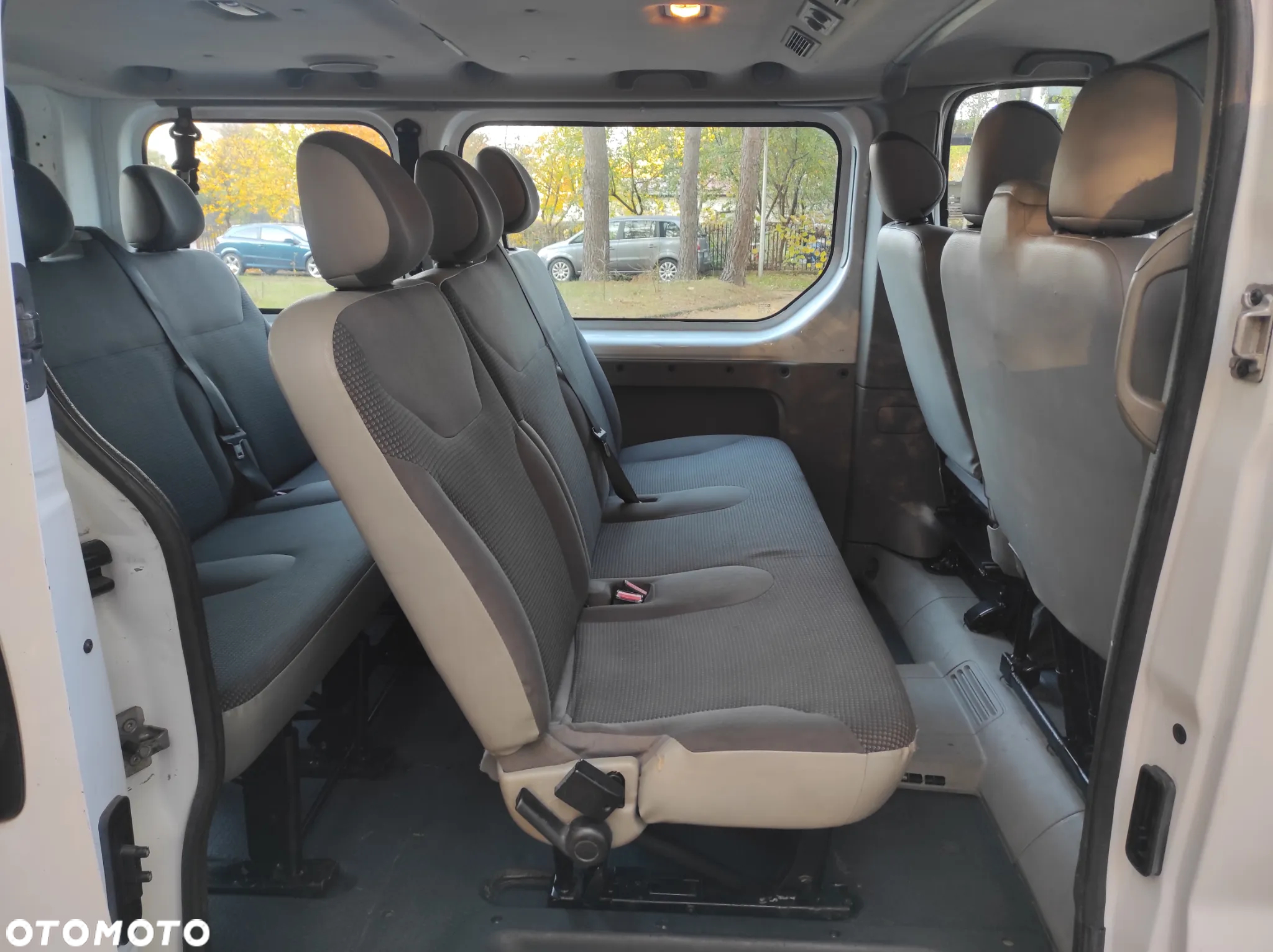 Opel Vivaro - 12