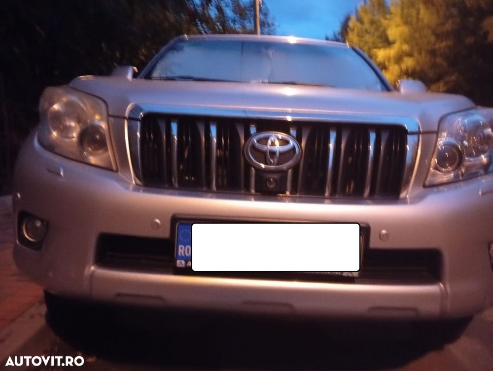 Toyota Land Cruiser 3.0l Turbo D-4D Aut. AVS Luxury - 4