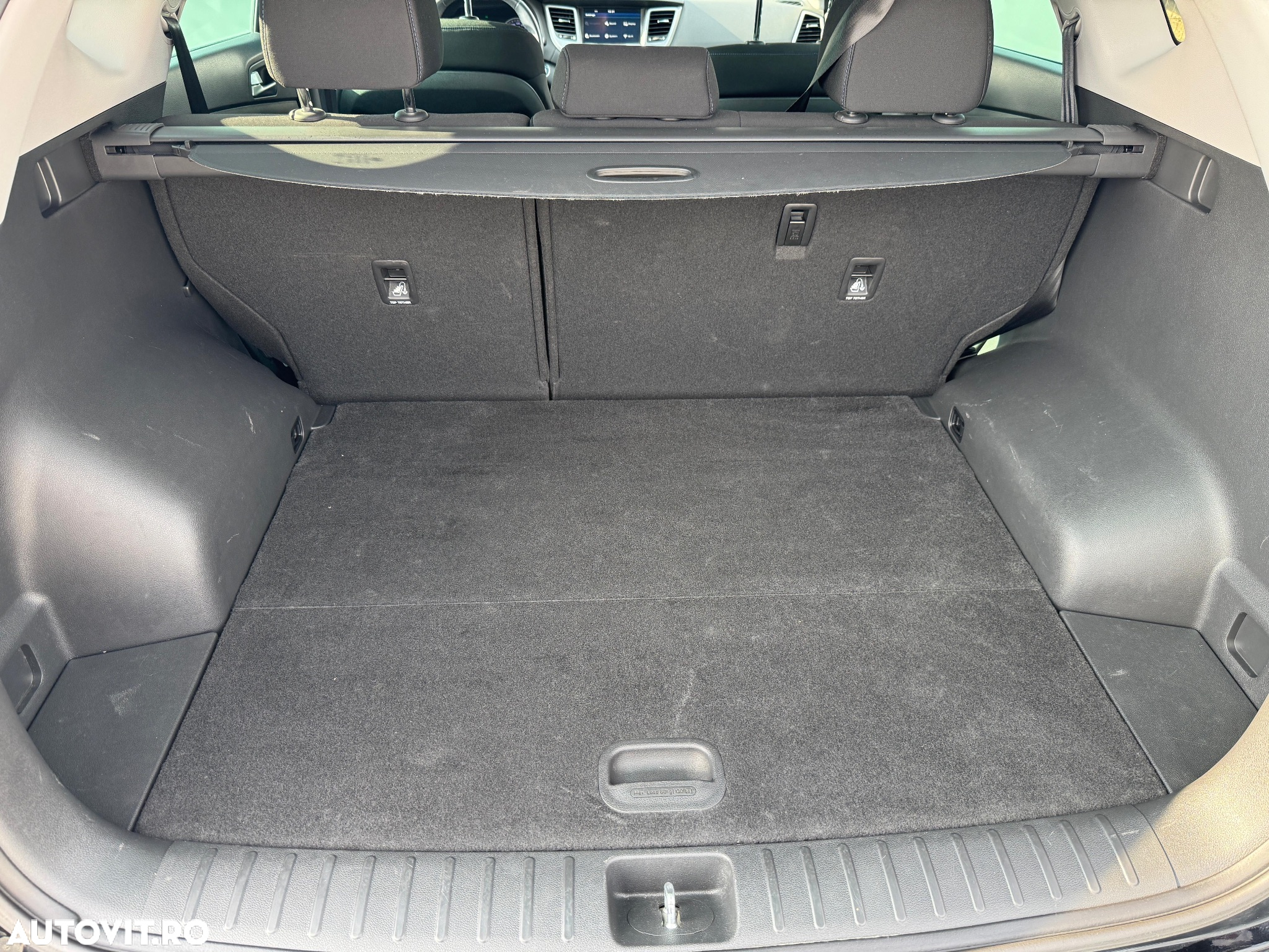 Hyundai Tucson 2.0 CRDI 4WD Automatik Style - 30