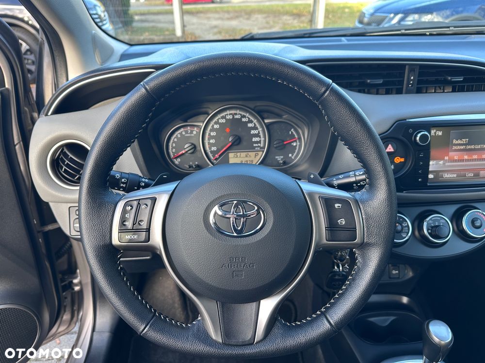 Toyota Yaris - 7