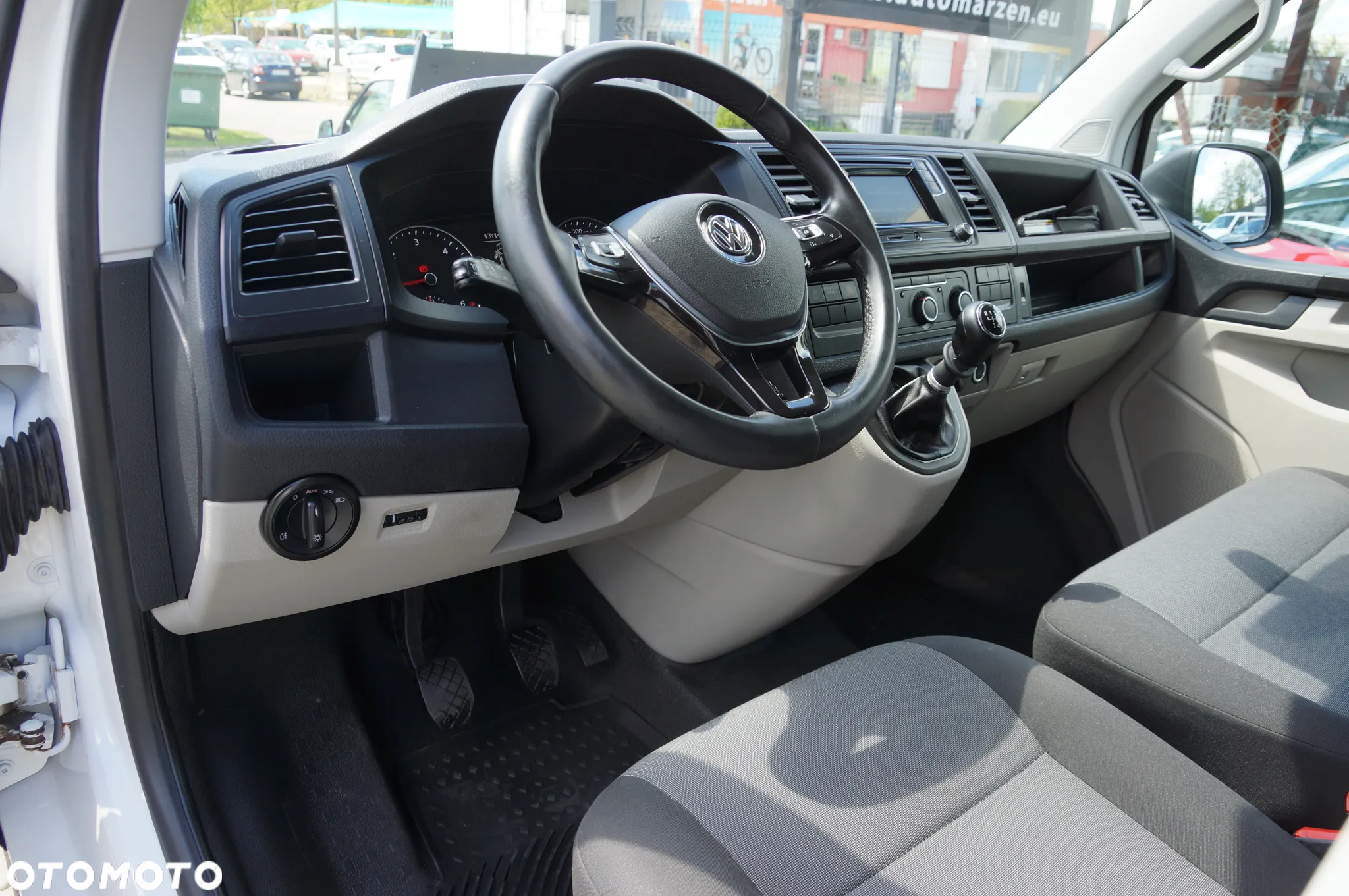 Volkswagen Transporter - 20