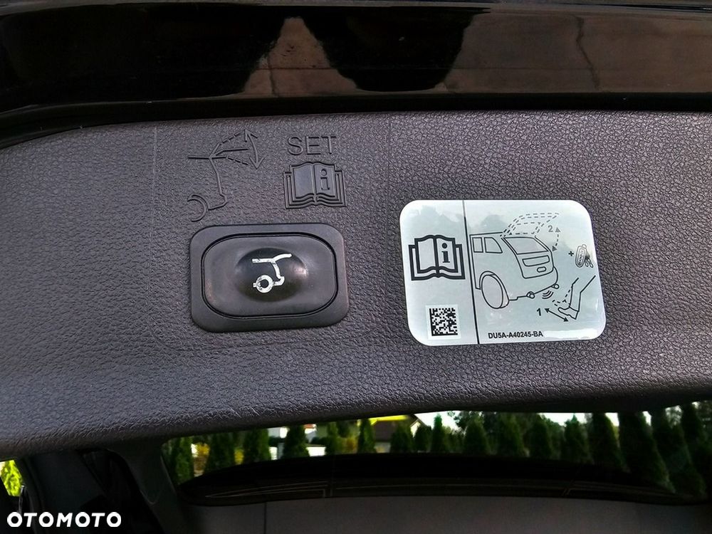 Ford Kuga - 35