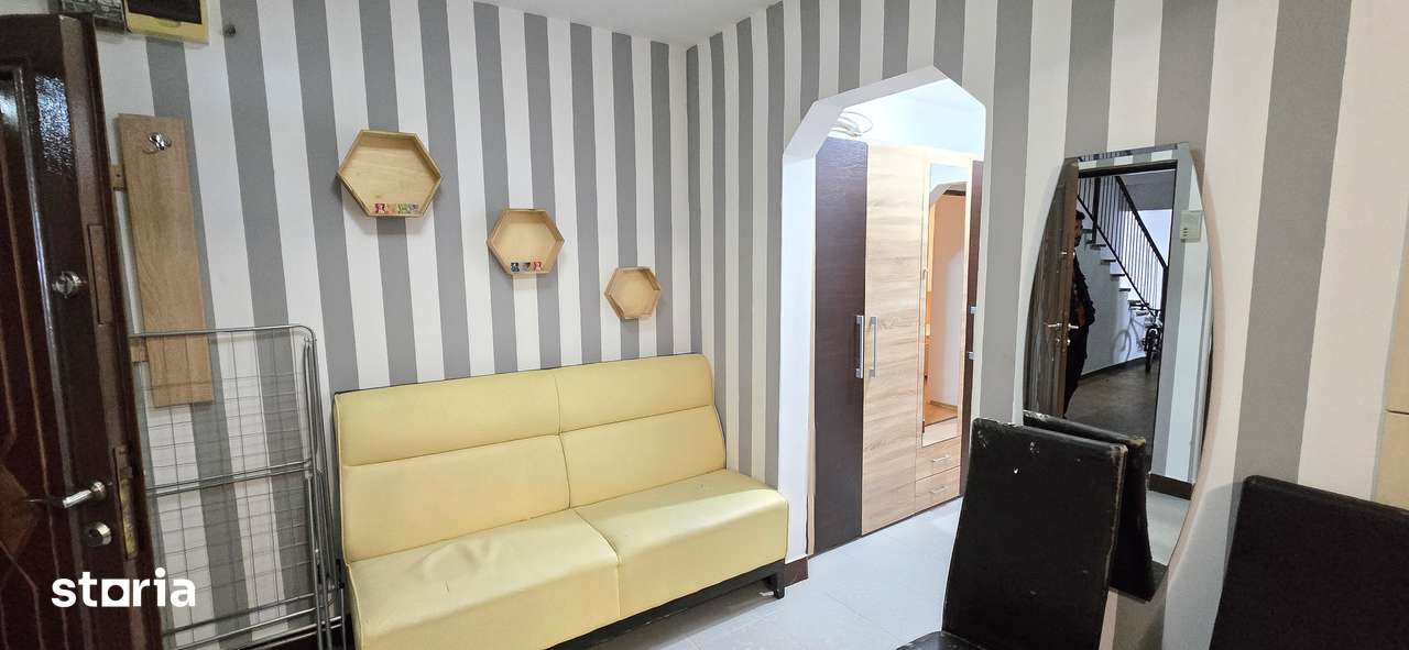Apartament 3 camere decomandat, CT, tamplarie PVC, balcon, Galata — fotografia 1