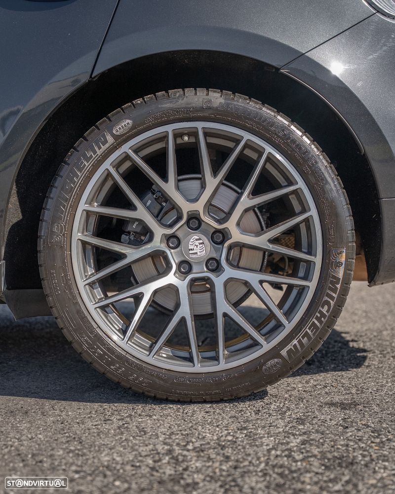 Porsche Macan - 10