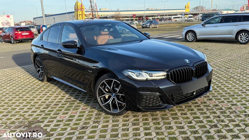 BMW Seria 5 520i Aut. M Sport Edition - 1