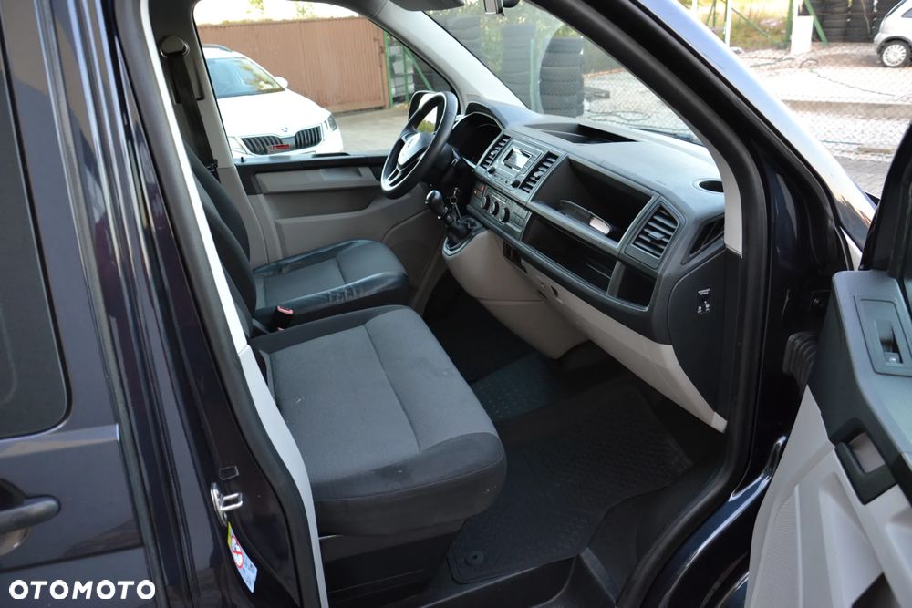 Volkswagen Transporter Caravelle Kurz Comfortline - 22