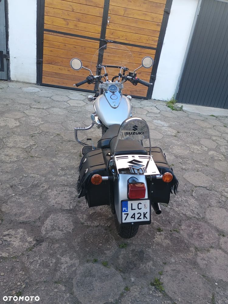 Suzuki Intruder - 9