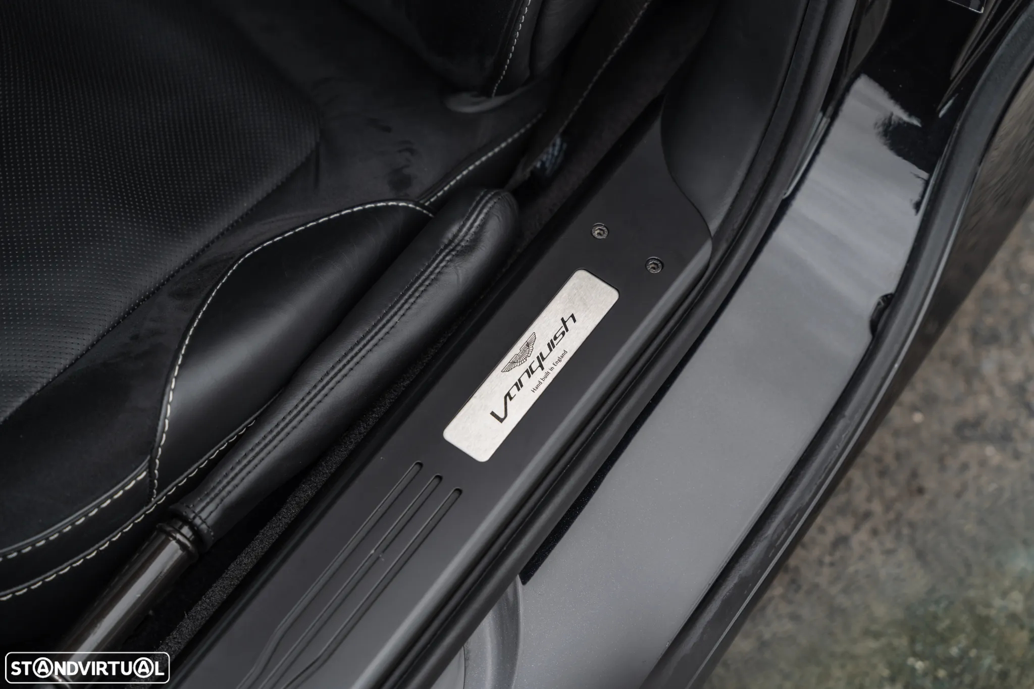 Aston Martin Vanquish Coupe - 17