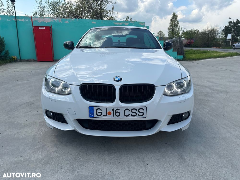 BMW Seria 3 320d DPF M Sport Edition - 3