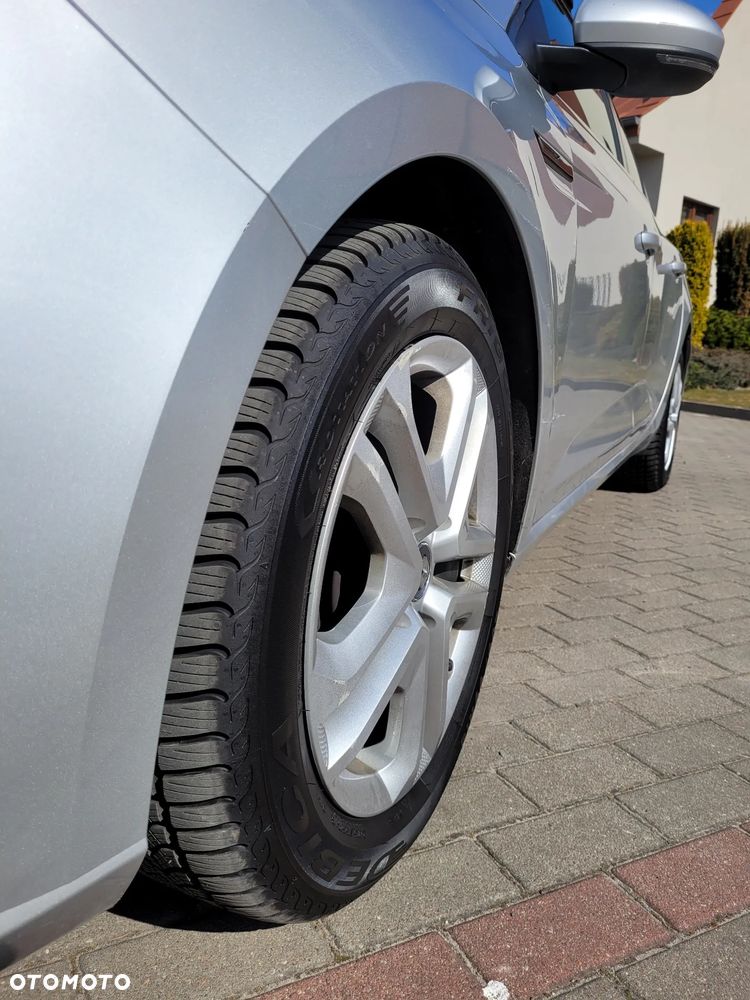 Renault Megane 1.6 SCe Zen - 25