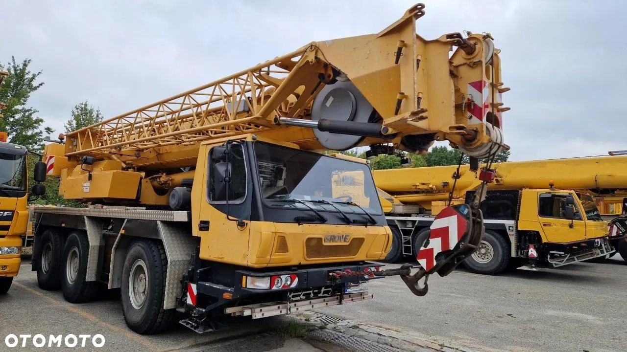 Grove GMK 3055 - 1