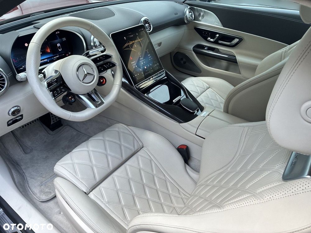Mercedes-Benz SL AMG 63 4-Matic+ - 13
