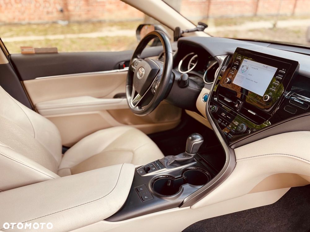 Toyota Camry 2.5 Hybrid Prestige CVT - 18
