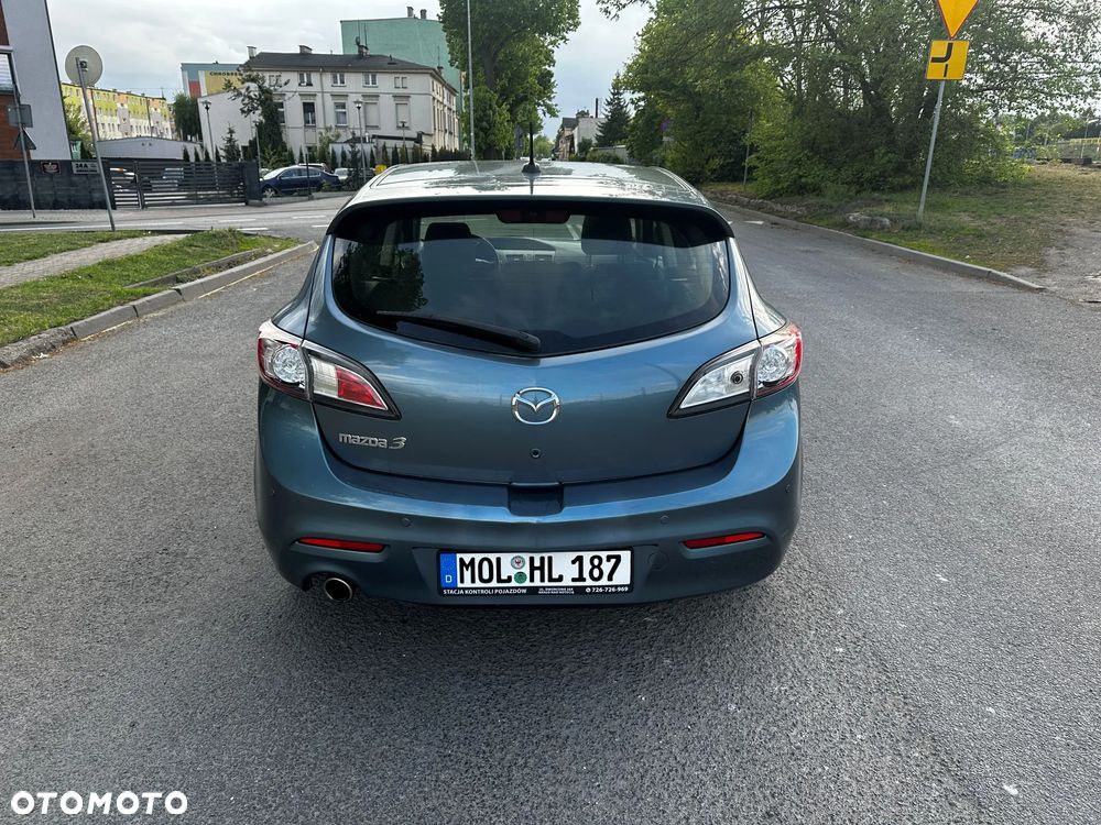 Mazda 3 - 7